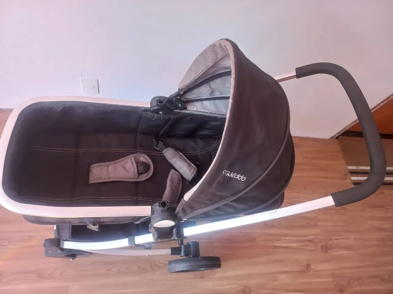 Carrinho de Bebê Kiddo com assento reversível - Foto 5