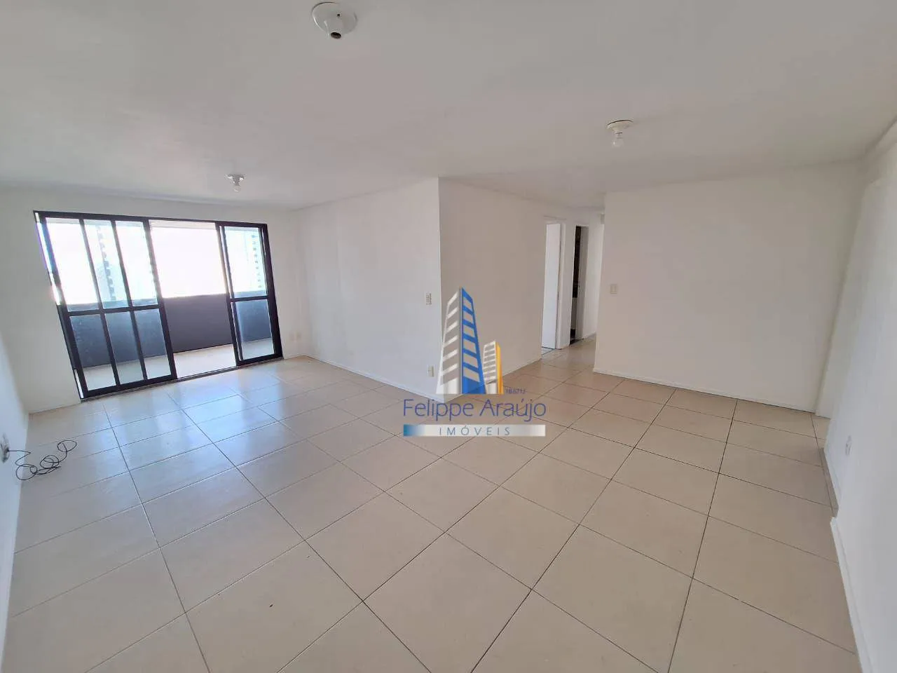 Apartamento com 3 dormitórios à venda, 115 m² por R$ 660.000,00 - Parque Del Sol - Fortale