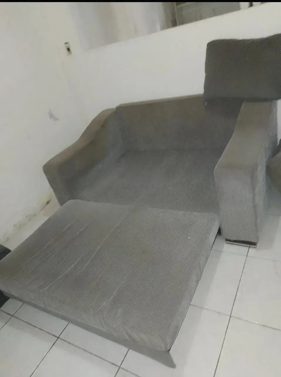 Sofá cama semi novo  - Foto 4