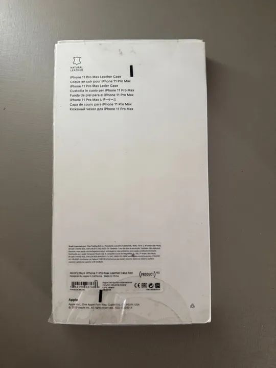 Capinha de Couro para iPhone 11 Pro Max - Vermelha - Foto 3