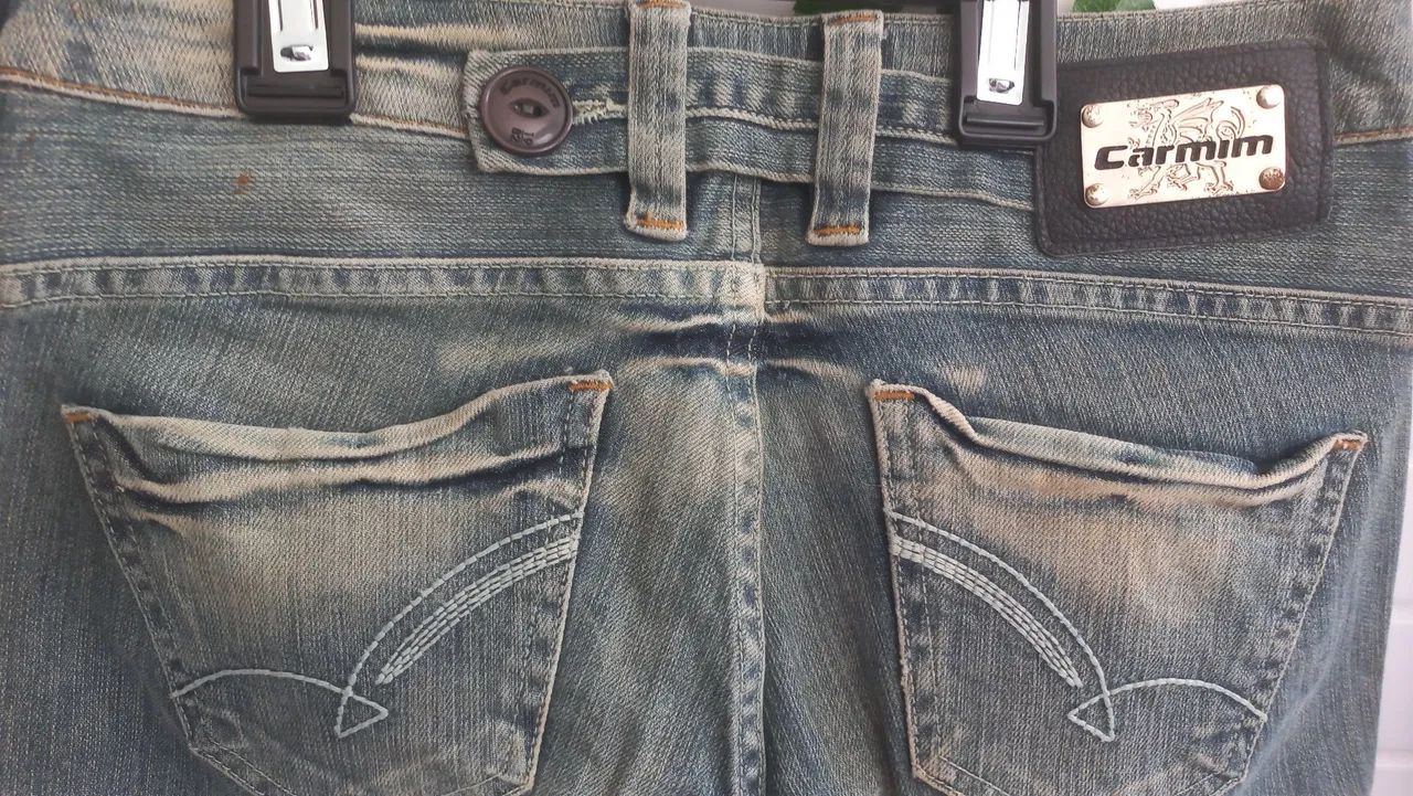 Calça jeans Carmim detalhes metal - Foto 3