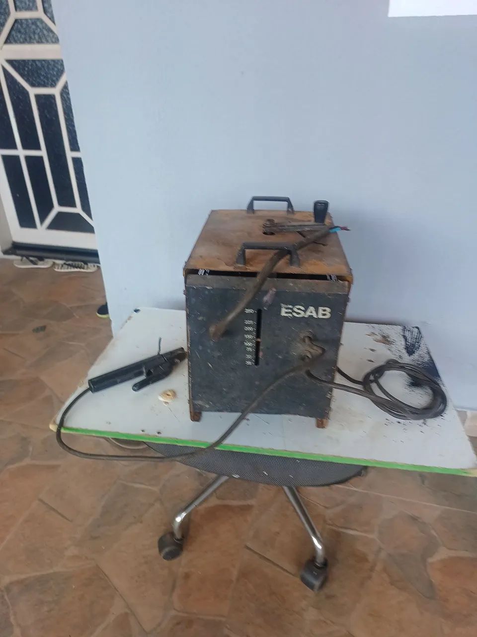 Máquina de solda esab 2000 250A  - Foto 5