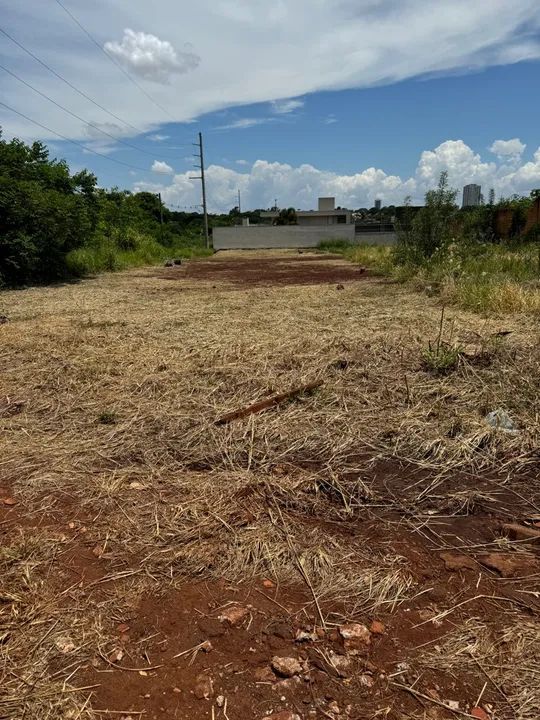 Terreno plano em ótima localização Baixou o valor!!!! De 350 por 320 - Foto 2