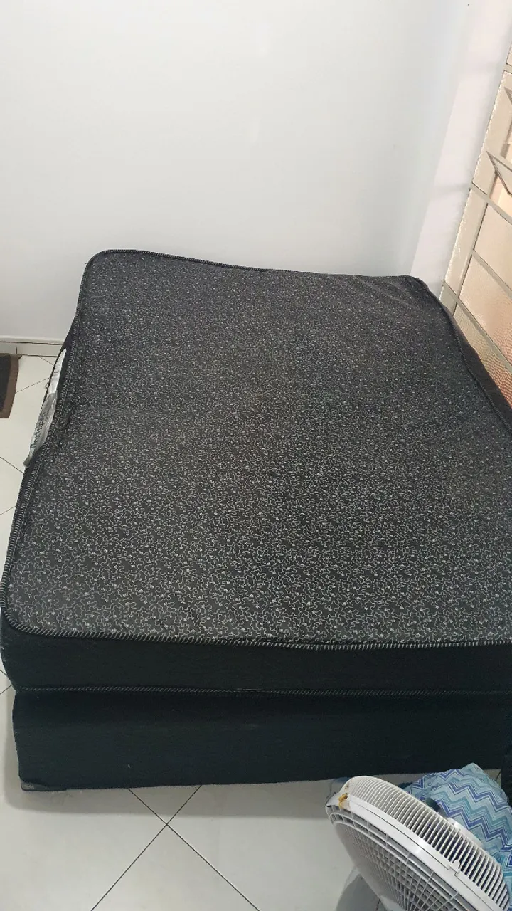 Cama box Portobel 150 kg com Defeito.
