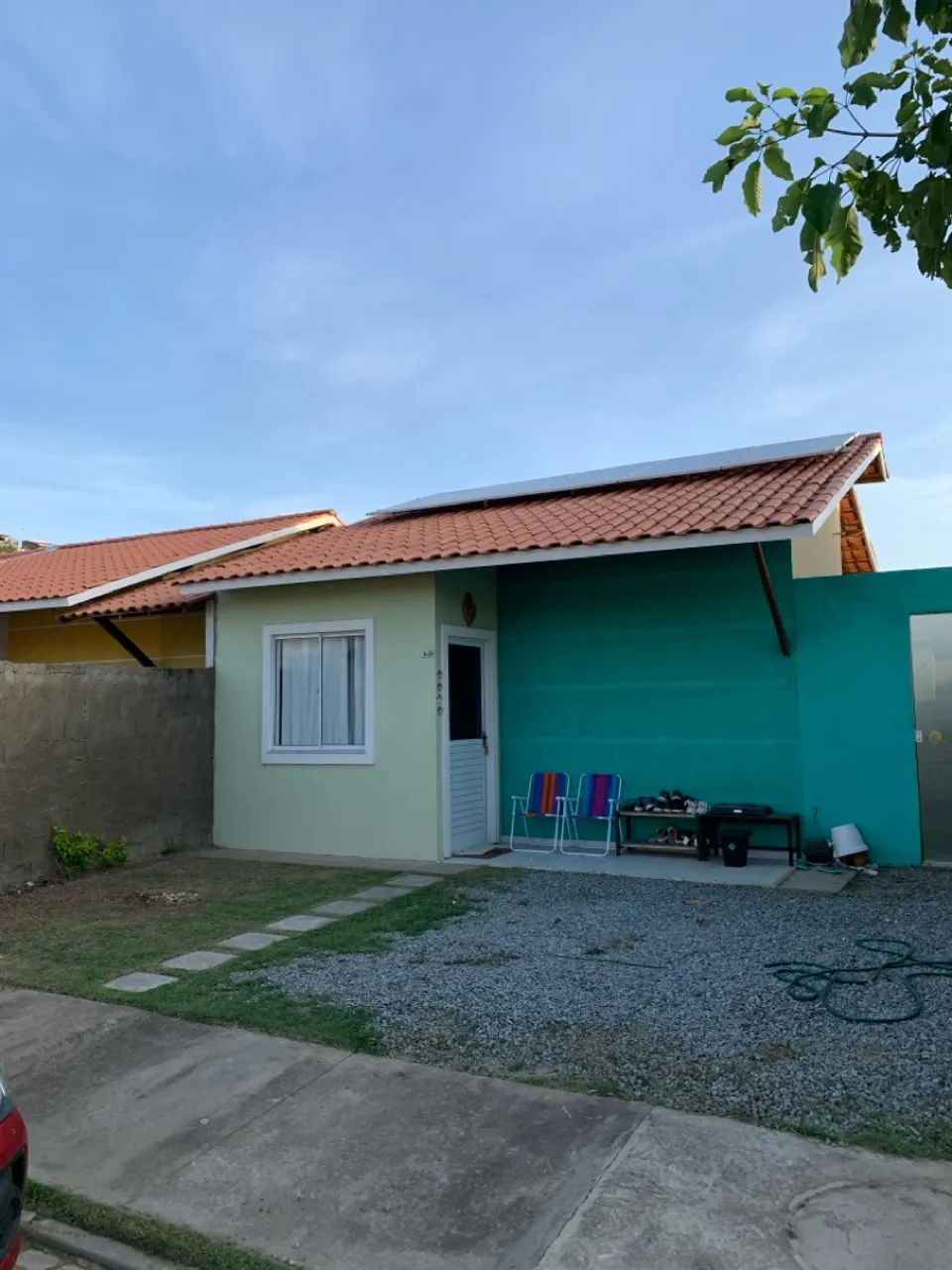 Aluga-se casa no Cond. Golden Ville