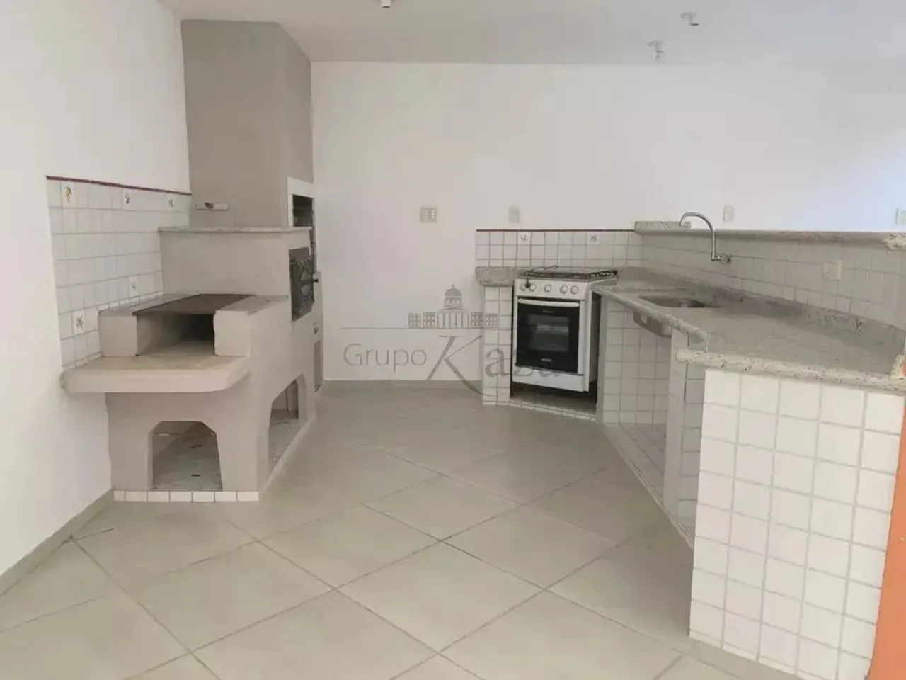 Oportunidade, Casa Sobrado, Condomínio Altos da Serra III, Urbanova Sjc, 4 Quartos, Quinta
