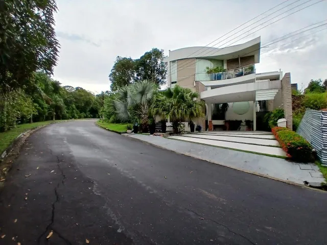 Uma casa duplex, 4 quartos, bairro: ponta negra