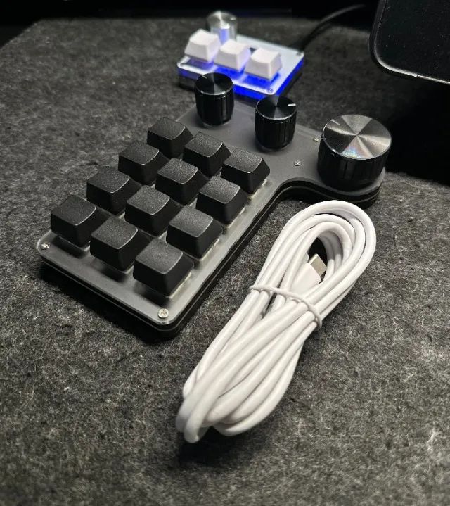Macropad 12 Keys, 3 scrolls, teclado hotswap mecânico