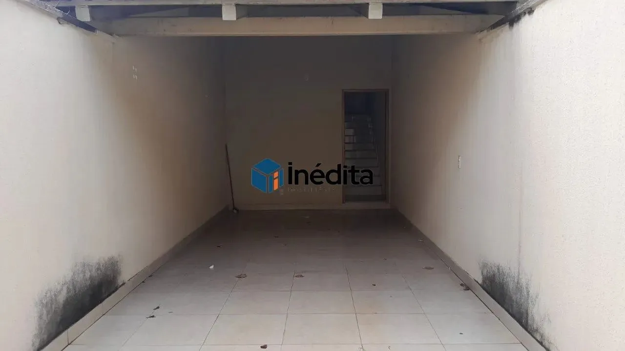 Casa para alugar no Jardim Europa, valor mensal de R$1.800,00