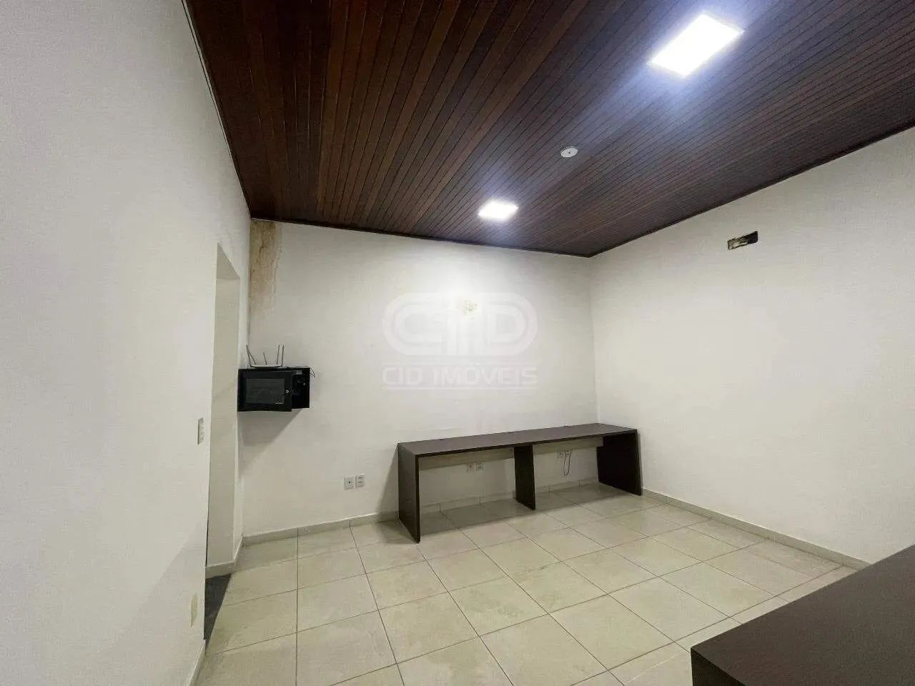 Casa comercial com 198 m² no bairro Araés - Foto 4