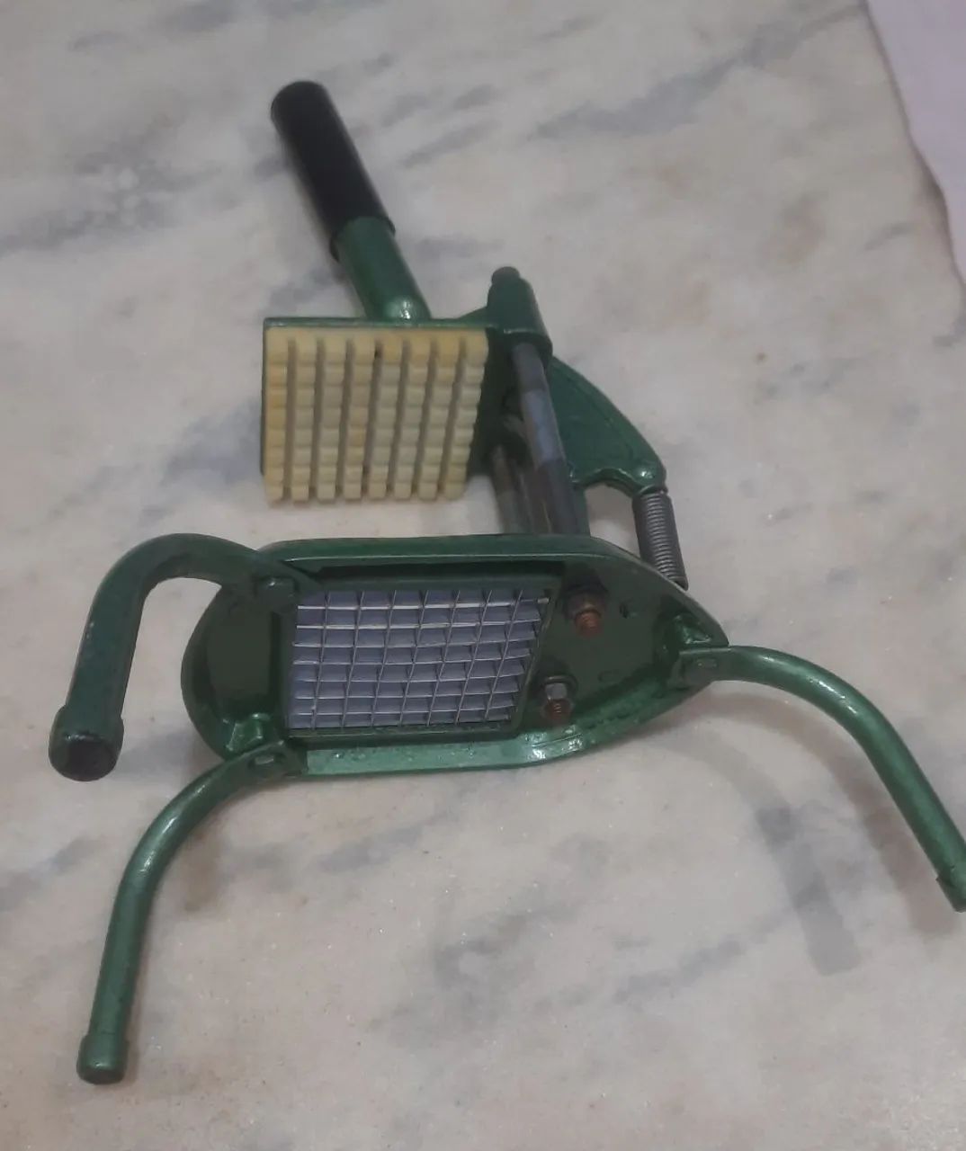 Cortador de batata/legumes tripé manual - Foto 3