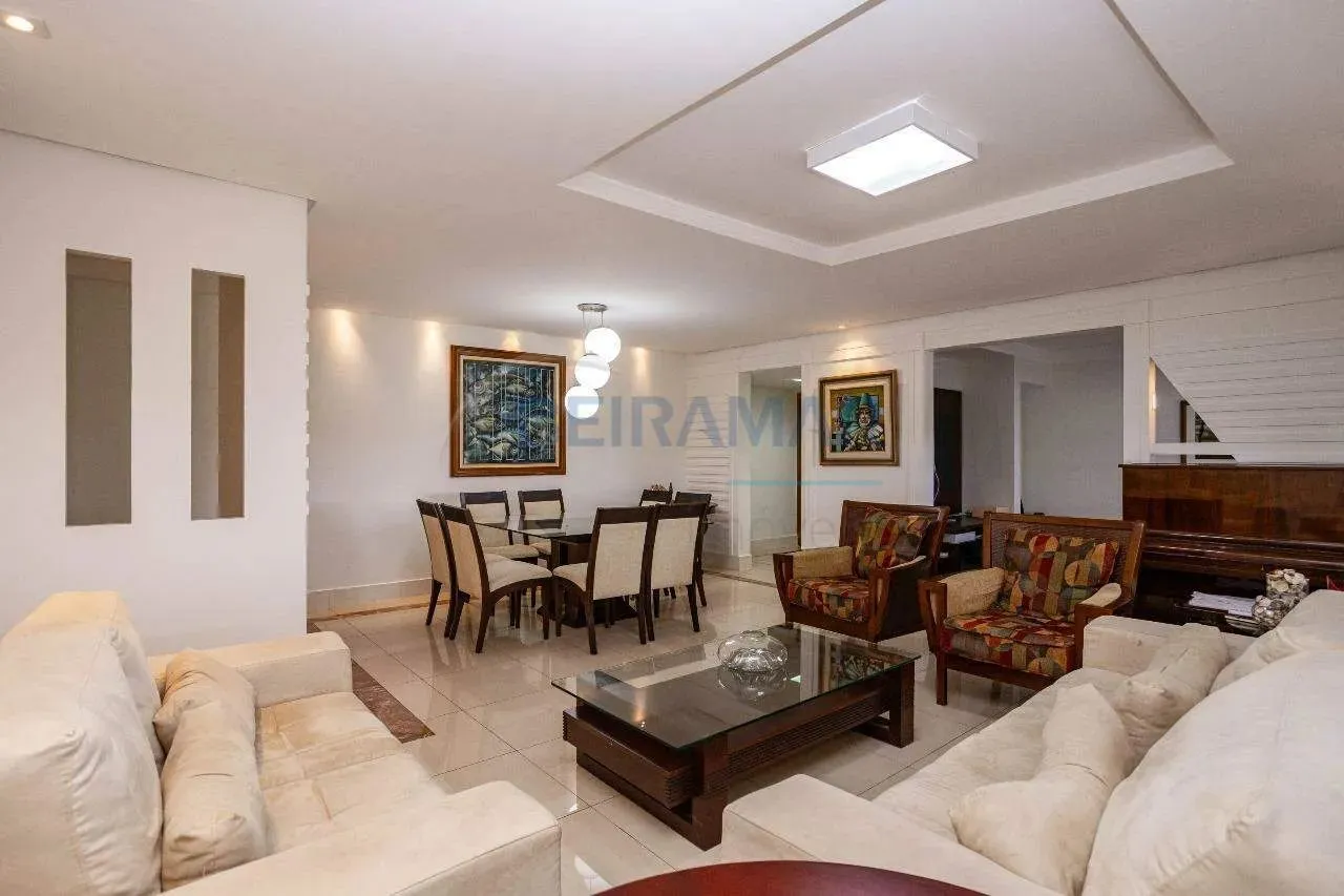 Apartamento com elevador na Asa Sul para aluguel com 04 quartos sendo 01 suíte. Agende já