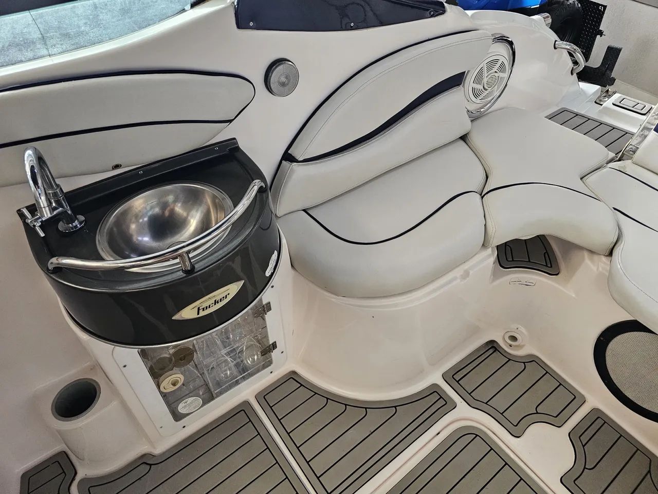 LANCHA FIBRAFORT FOCKER 215 ANO 2010 - Foto 7
