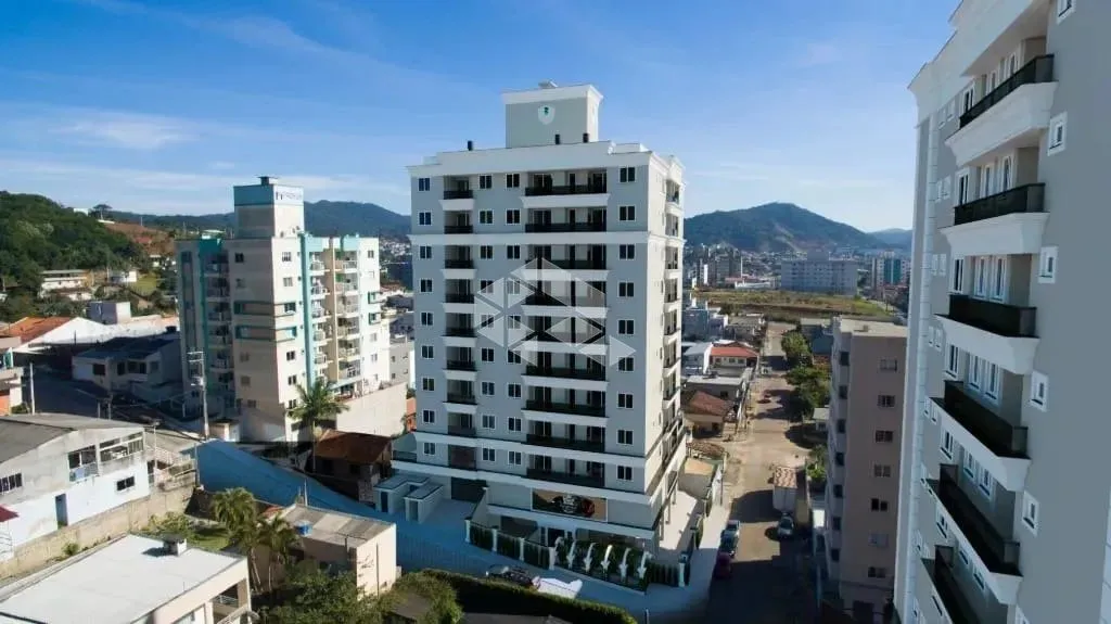 APARTAMENTO 2 DORMITÓRIOS, 1 SUÍTE, 1 VAGA DE GARAGEM, BAIRRO TABULEIRO (MONTE ALEGRE).