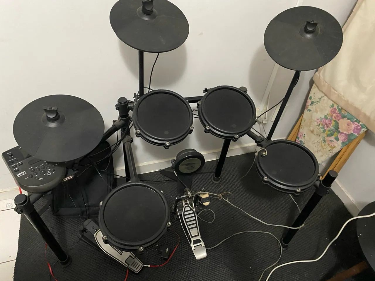 Bateria Eletrônica Alesis - Foto 3