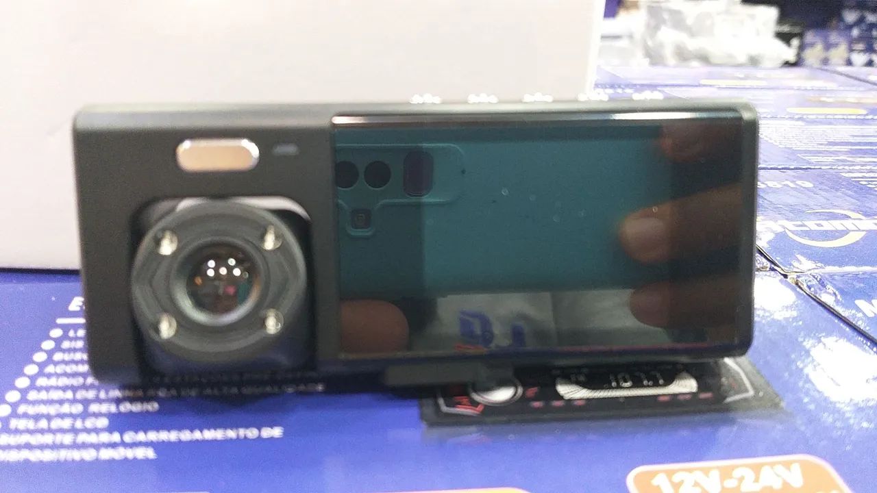 In-vehicle interior camera.64520773229825122