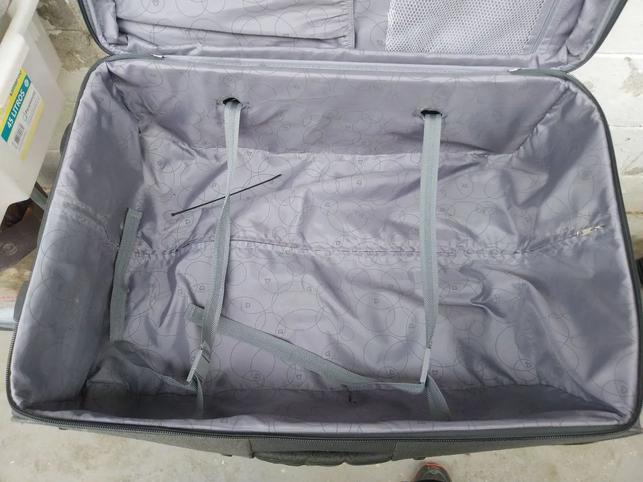 Mala de viagem preta com rodinhas - Foto 4