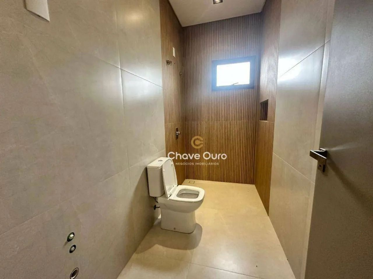 Casa com 3 dormitórios à venda, 171 m² por R$ 990.000,00 - Jardim Tocantins - Toledo/PR - Foto 2