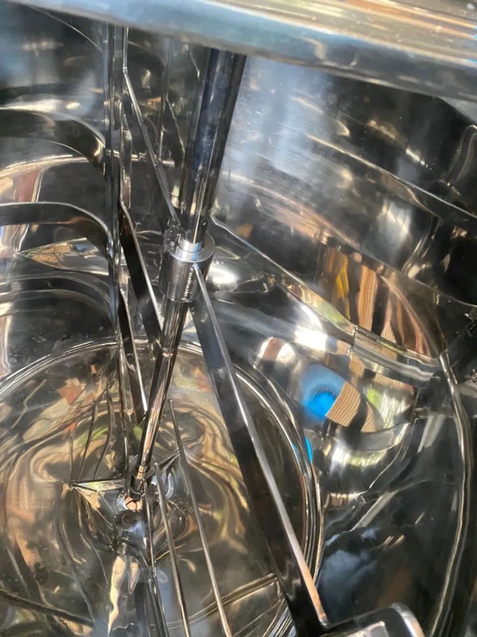 Tanque Misturador Encamisado em Aço Inox 316 L com Aquecimento Elétrico - Novo Sem Uso - Foto 3