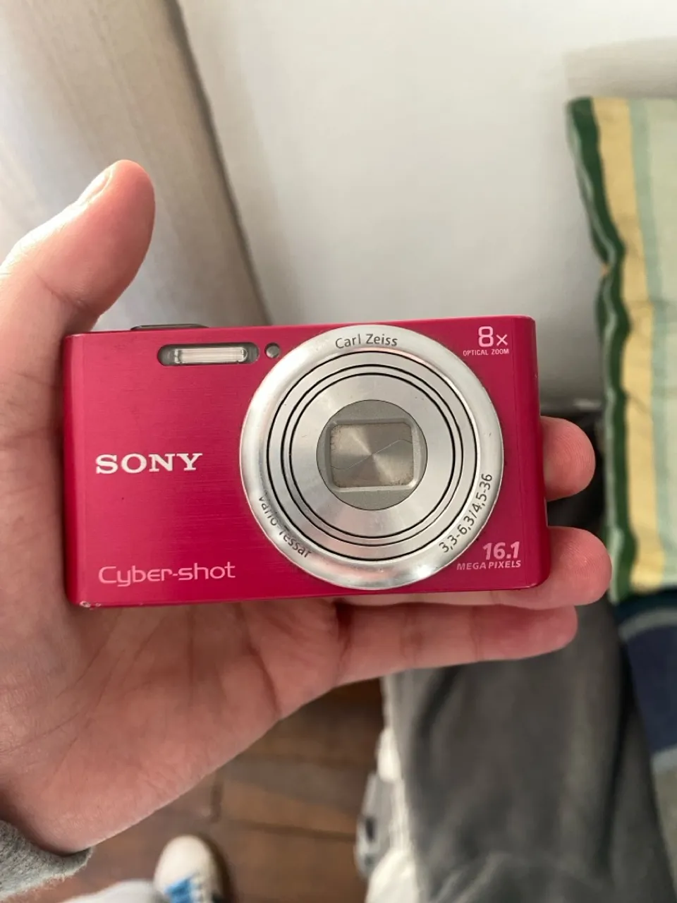 Câmera Digital Sony Cyber-shot rosa 16.1MP