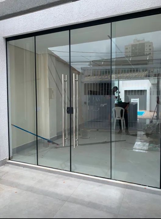 Vidro de 8mm temperado incolor  verde fume - Foto 3