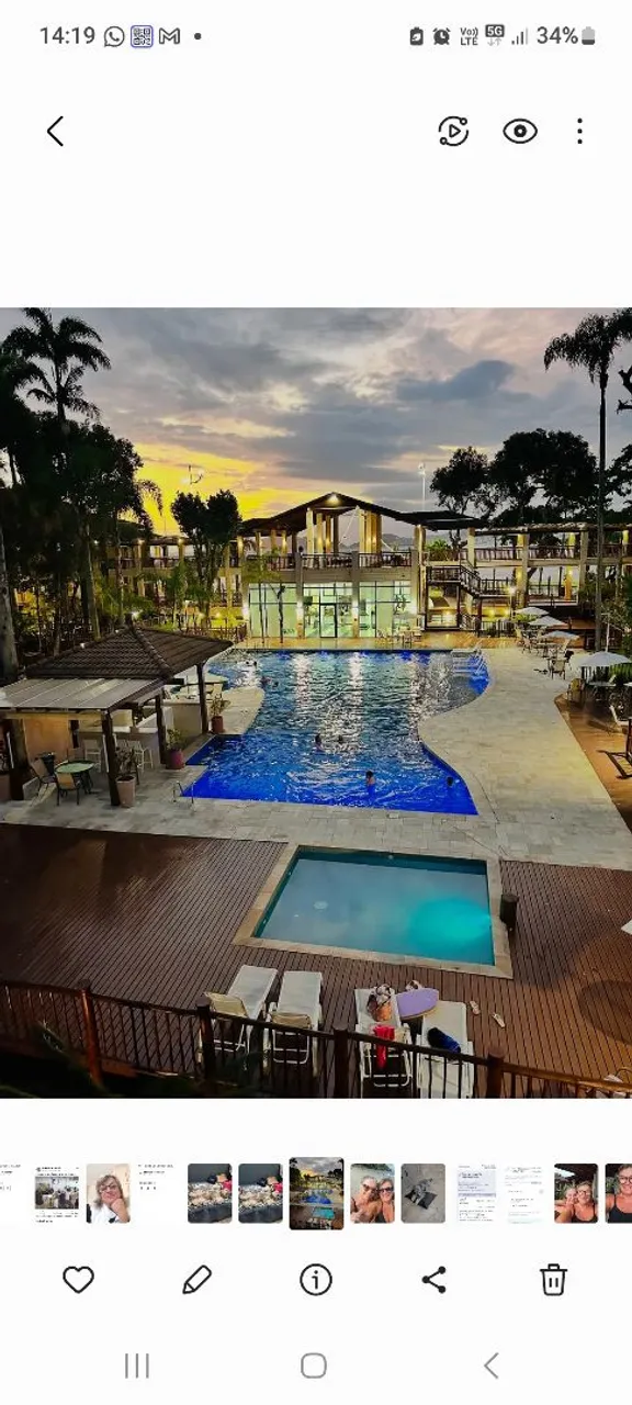 Casa num condomínio fechado com piscina e vista incrível para temporada