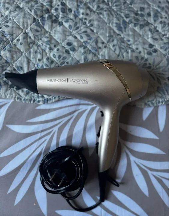 Secador de Cabelo Remington Advanced Color Protect