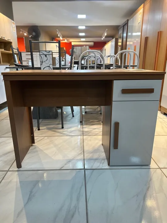 Escrivaninha com Gaveta / mesa para computador / promoção / pronta entrega