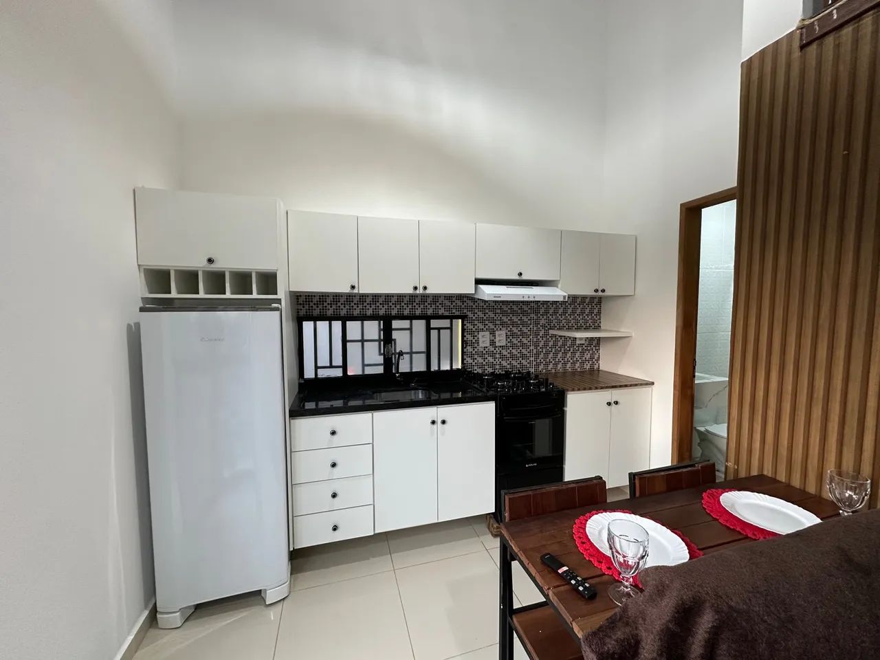 Aluga se- Casa Mobiliada em Condomínio Familiar