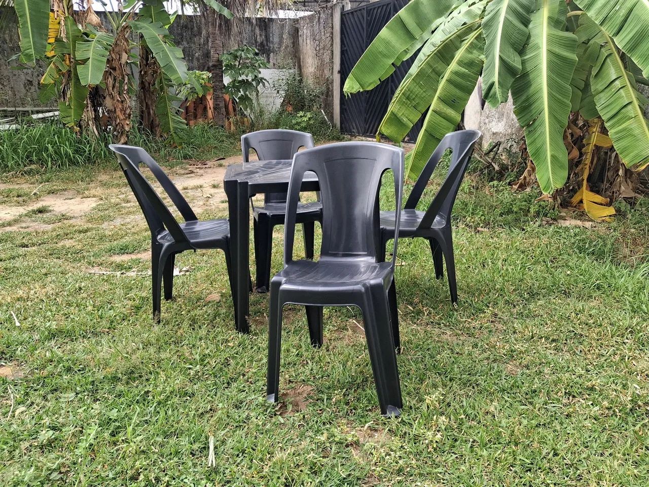 MESA DE PLASTICO WJD.D 8S SUW.E EN ENTREGO HOJE  - Foto 2
