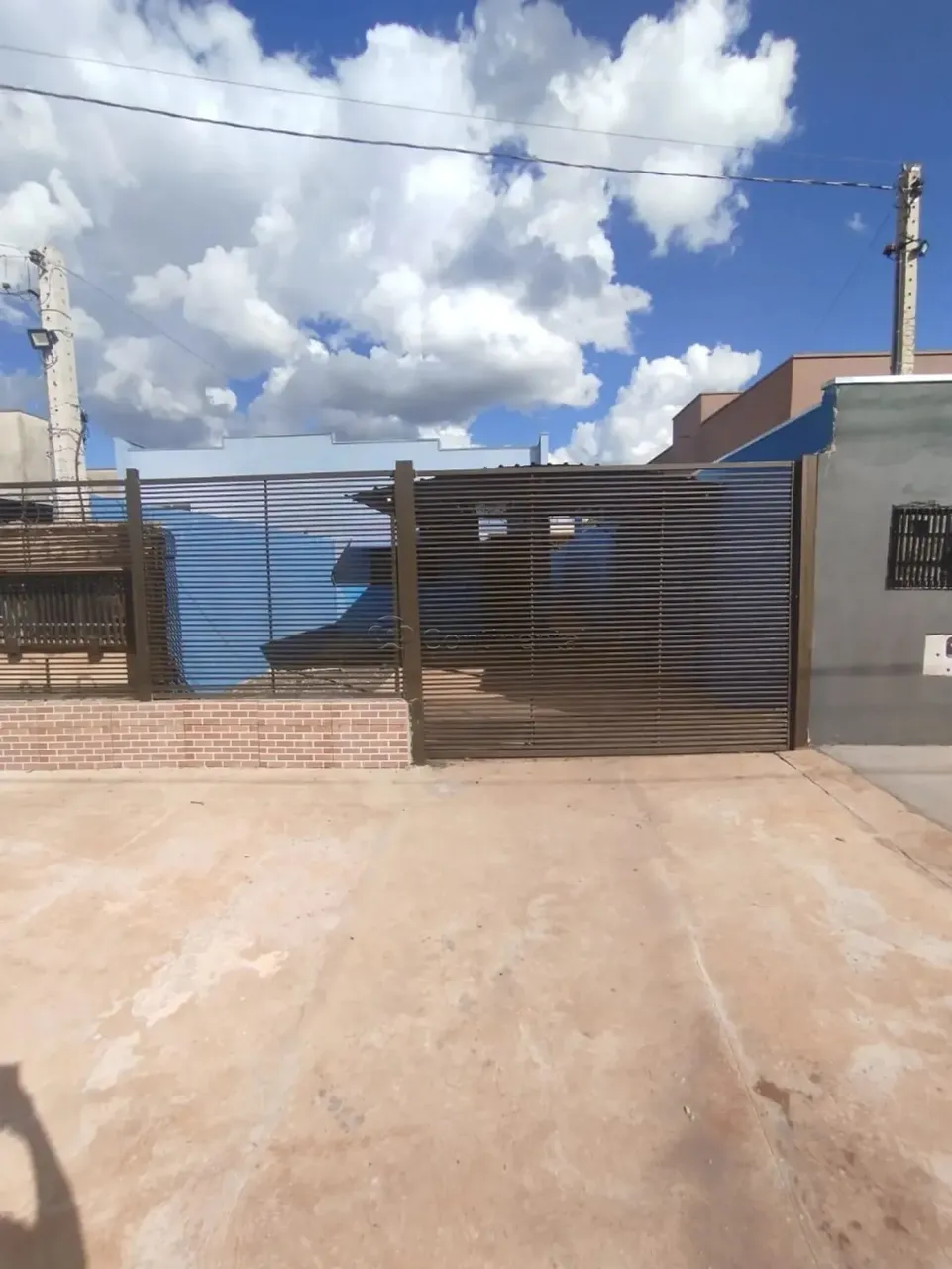 Casa Residencial para Locação em Dourados-MS.