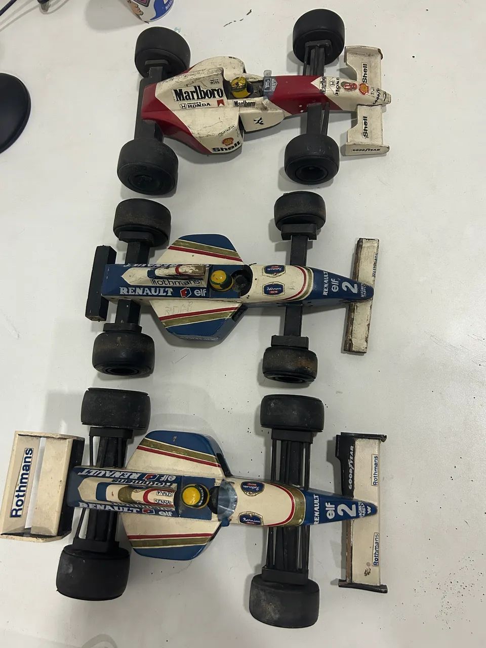 Coleção carros do Ayrton Senna em madeira de época 3 carros  - Foto 3