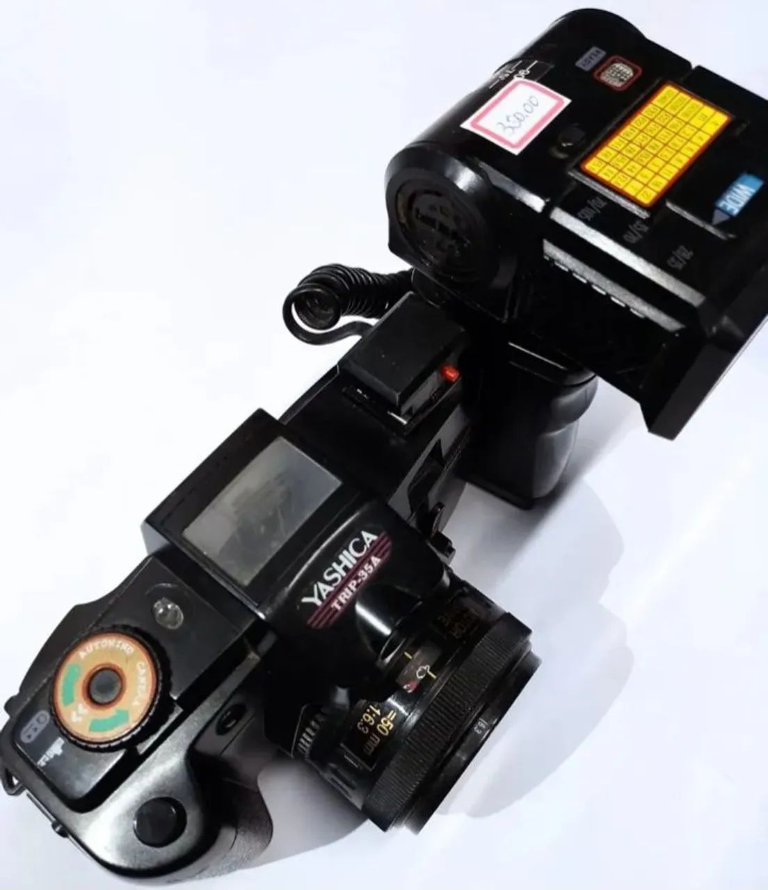 Câmera Yashica Trip-35A Vintage c/ Flash - Foto 5