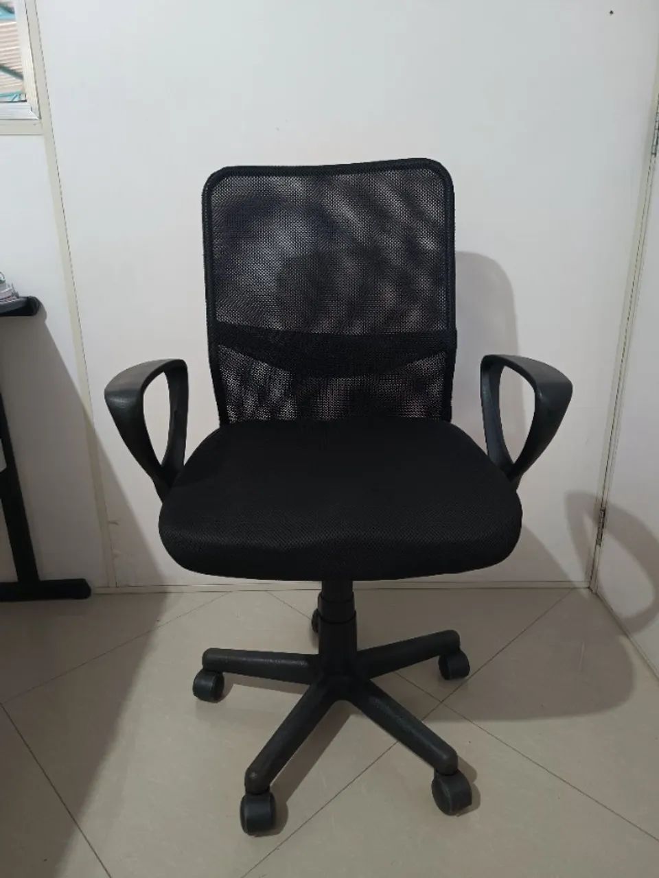 Cadeira de Escritório Usada, em bom estado