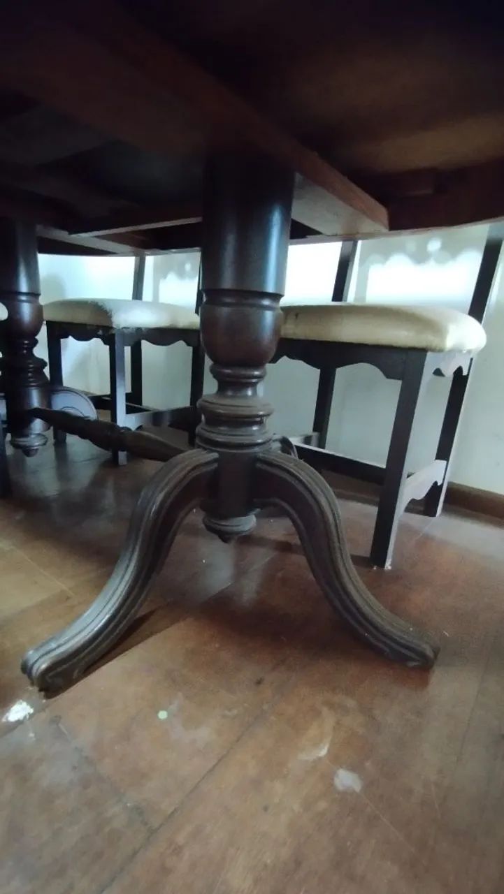 Mesa de Jantar em Madeira Maciça - Foto 4