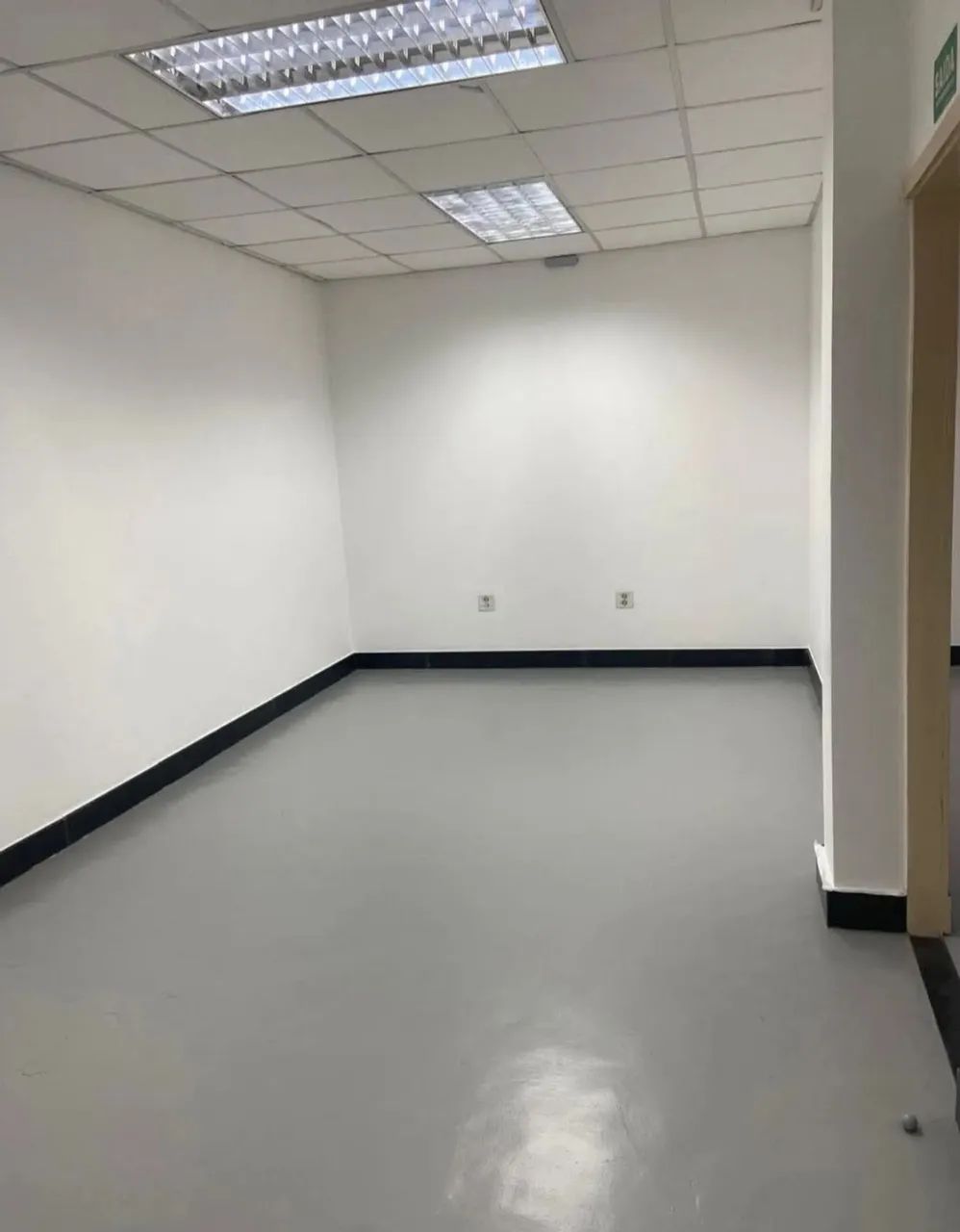 Salão Alphaville aluguel possui 150 metros quadrados - Foto 2