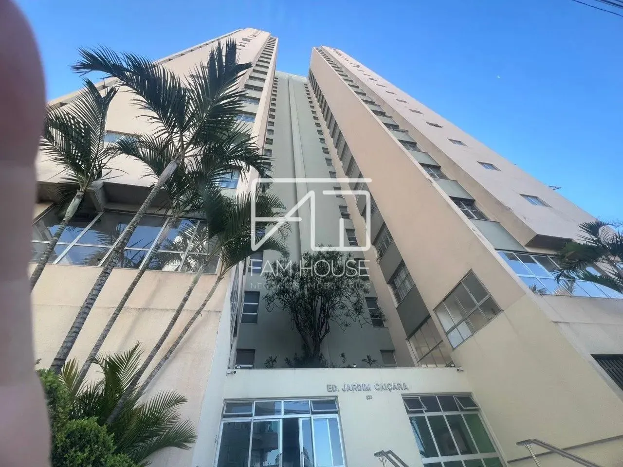 Apartamento à Venda e Aluguel no Edifício Jardim Caiçara