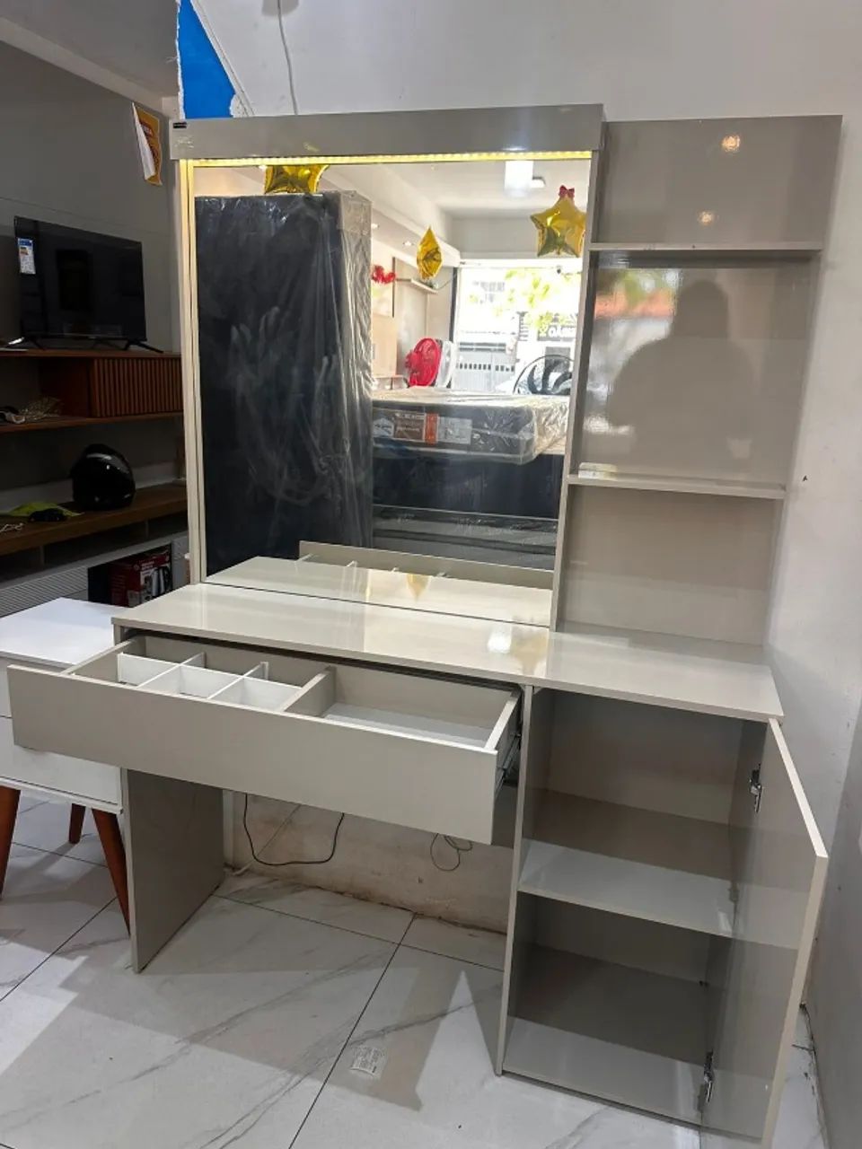 camarim londres 100% mdf , acompanha led  - Foto 3