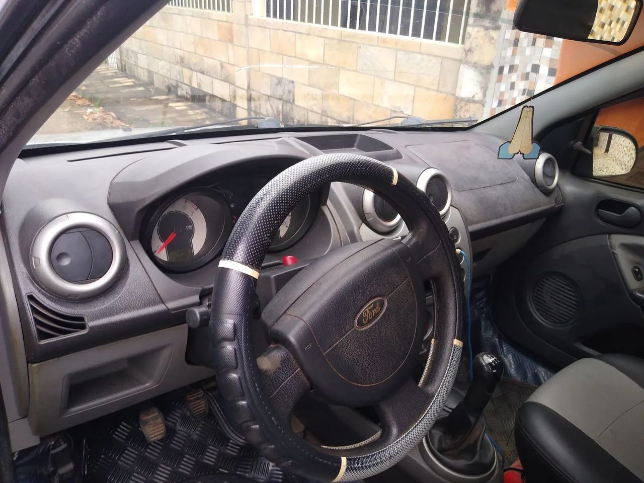 Ford fiesta e ótimo estado de conservação valor a  combinar aceito proposta  - Foto 5
