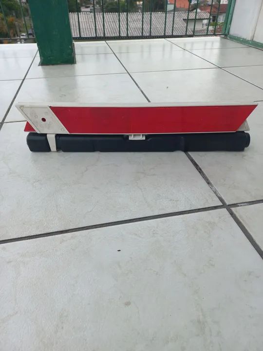 Triângulo de Sinalização de Emergência para Veículos - Foto 2