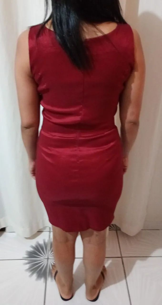 Vestido Vinho tubinho - Foto 3