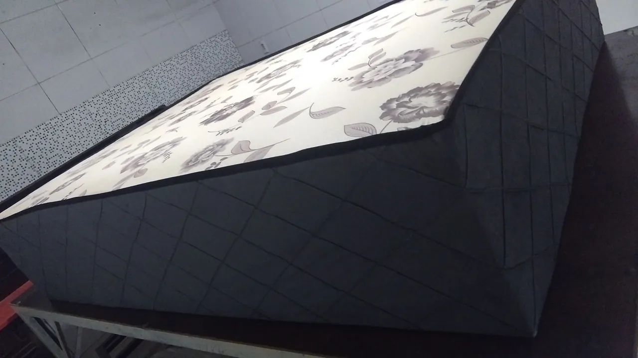 Cama Box Casal nova com design floral valor 280 - Foto 5