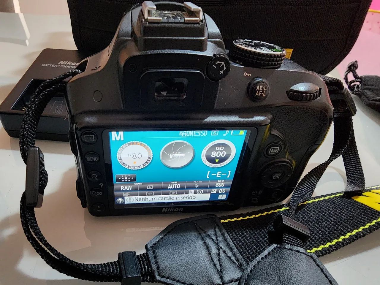 Câmera DSLR Nikon D3300 c/ 2 lentes Aceito troca  - Foto 2