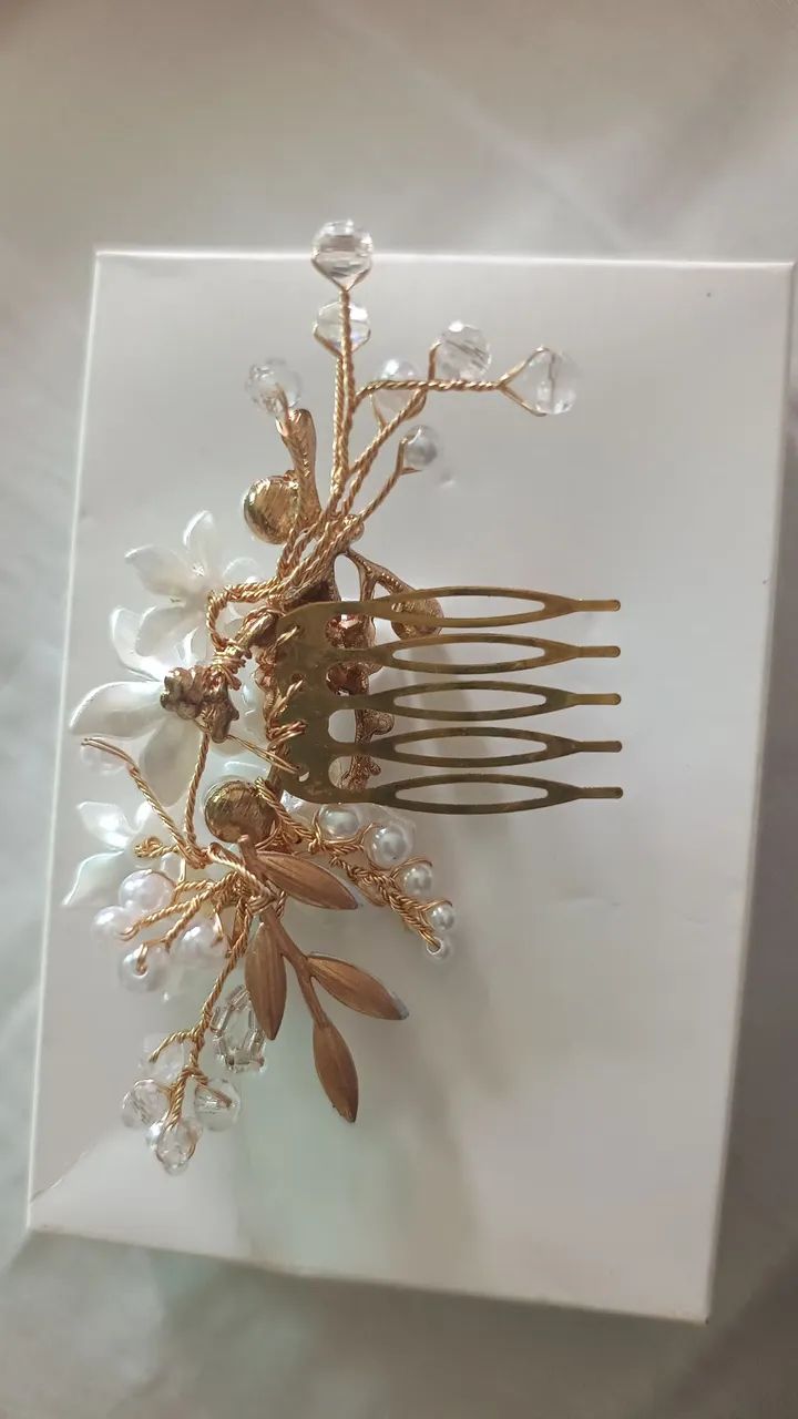 Presilha tipo pente para penteado.  - Foto 2