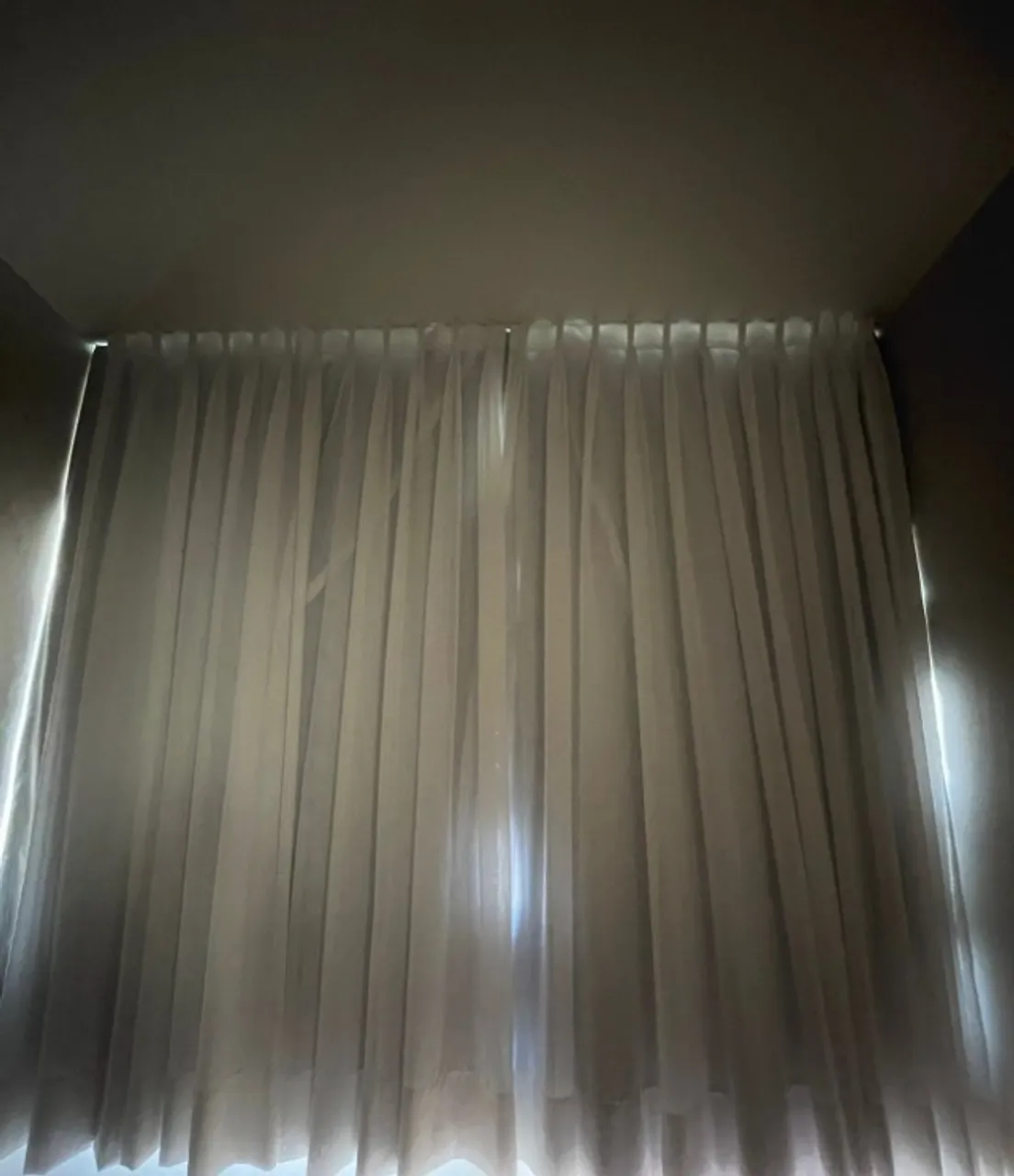 Cortina de Tecido com Blackout - acompanha trilho duplo