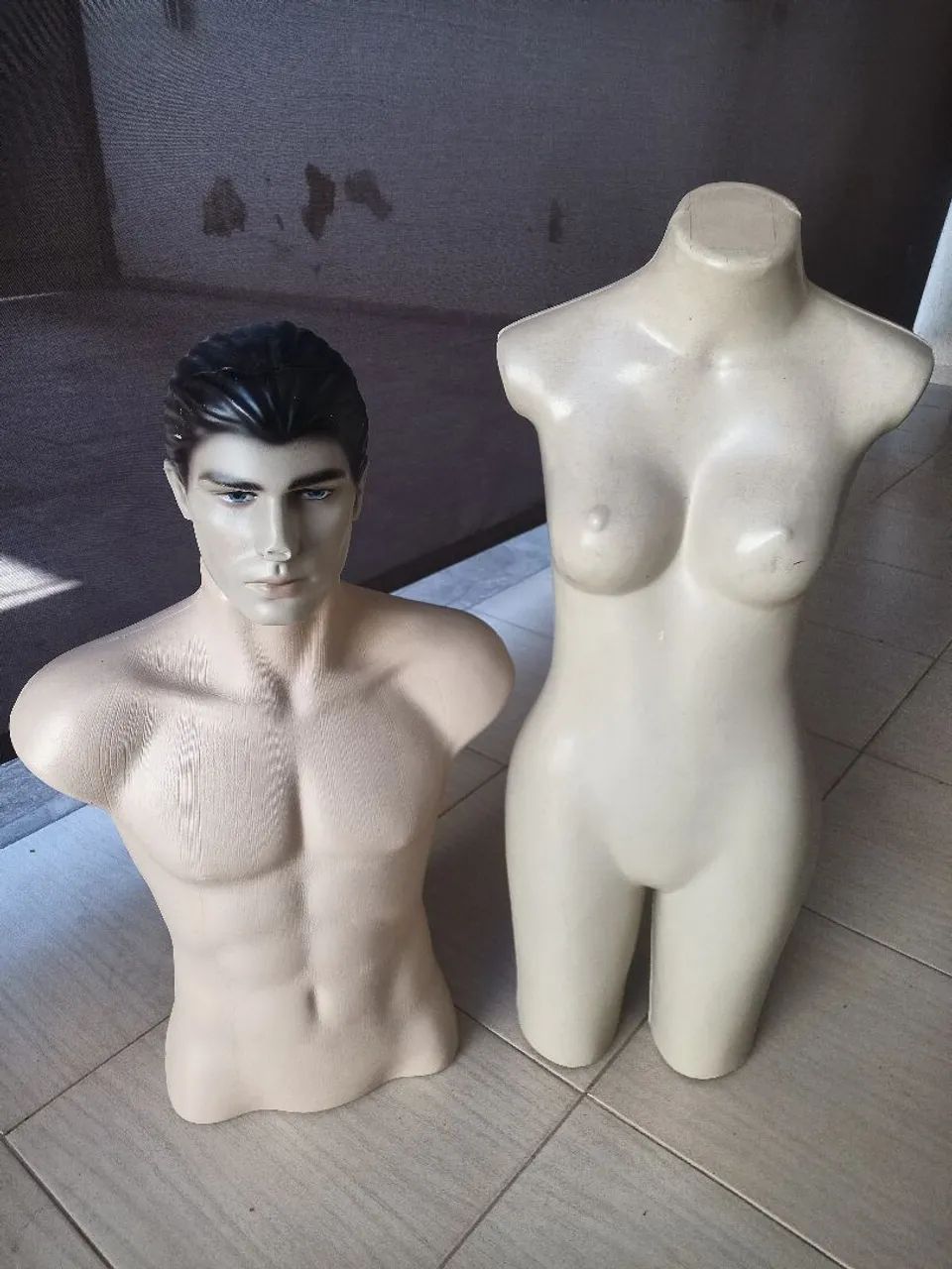 Manequins de exposição - Masculino e Feminino