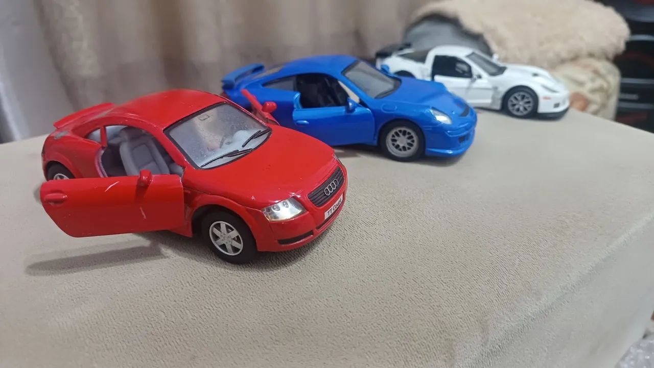 Miniaturas carros - Foto 2