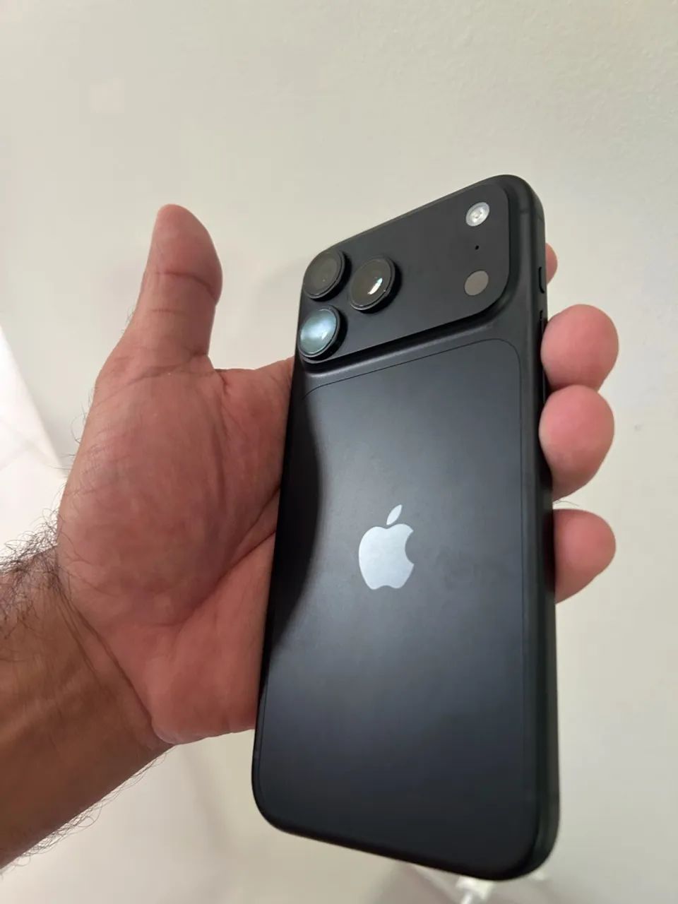 Iphone 18 Pro Max Black - Foto 2