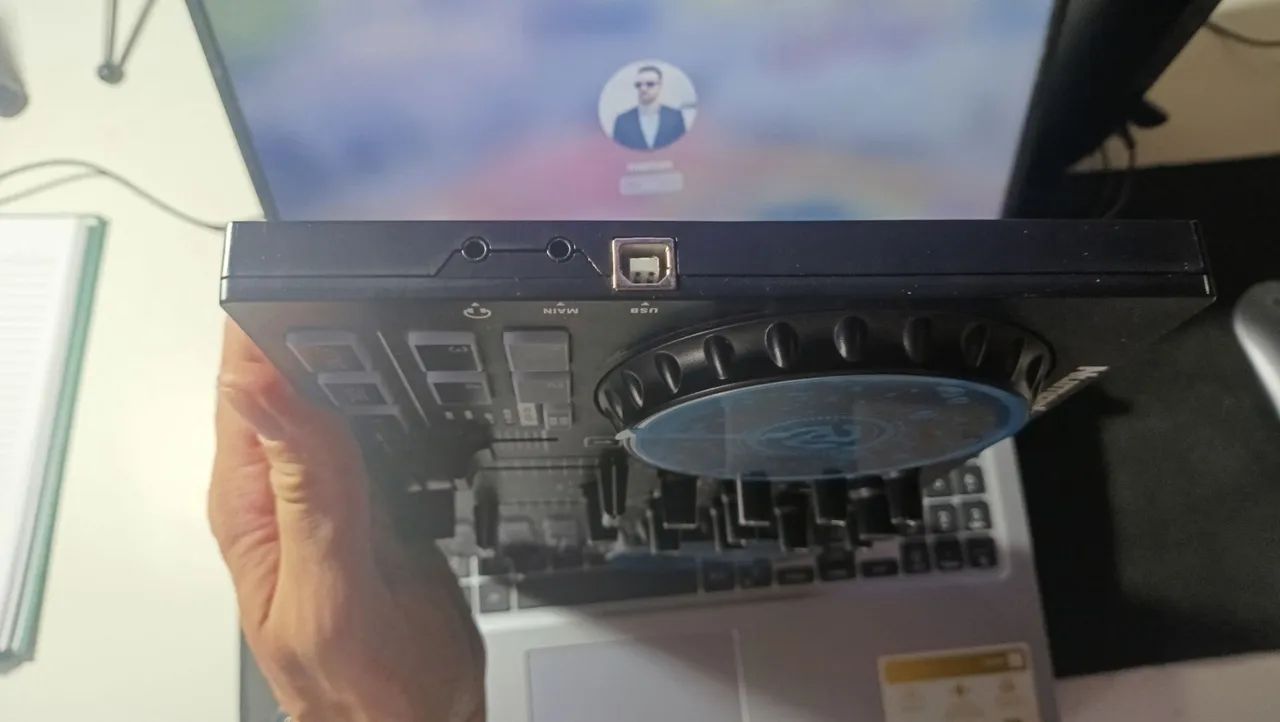 Controladora DJ Numark Partymix II - Foto 3