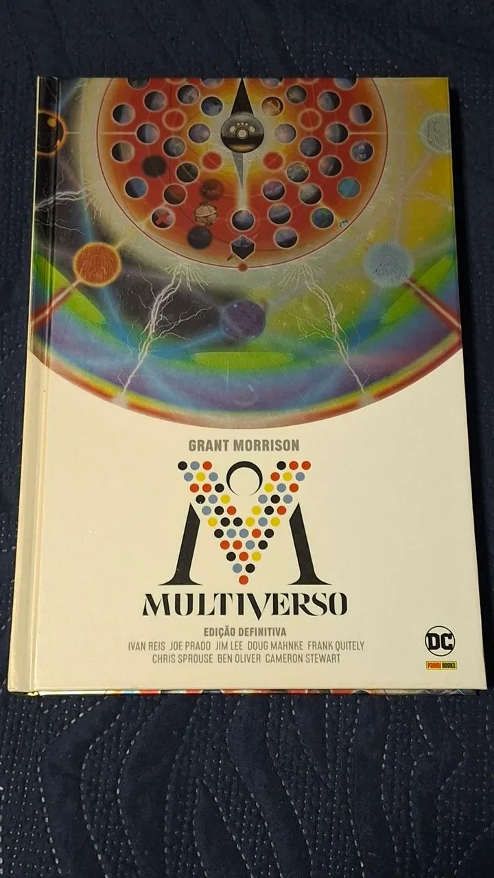 Hq Multiverso por grant morrison 